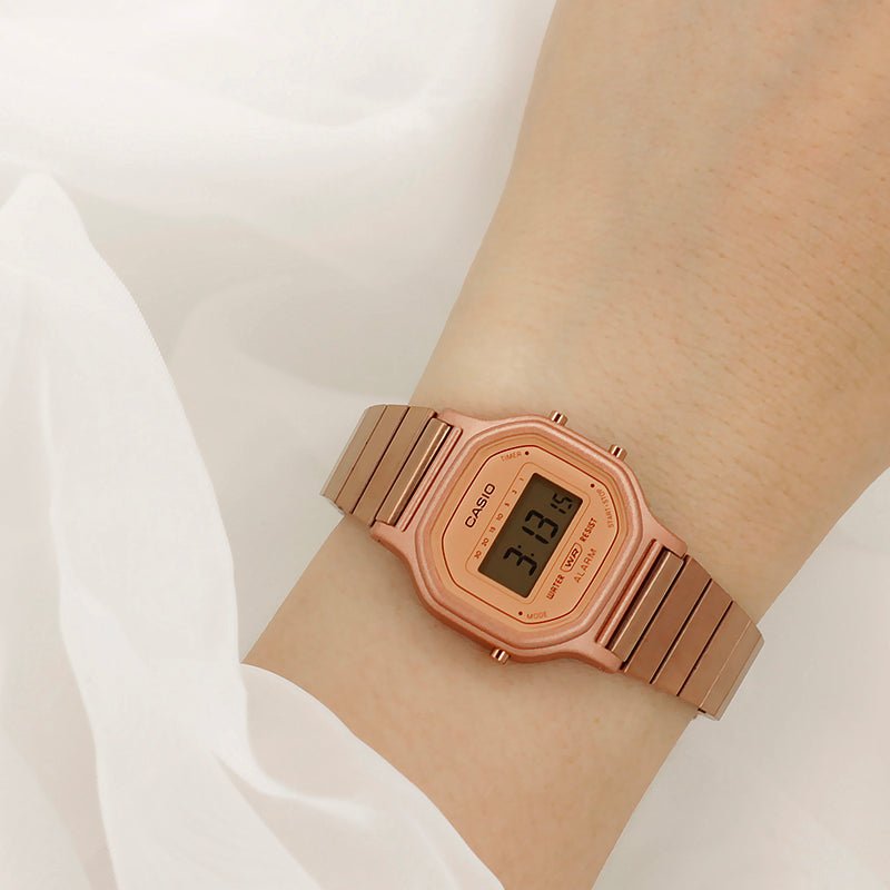Reloj Mujer Casio La-11wr-5a Gold Digital - LhuaStore